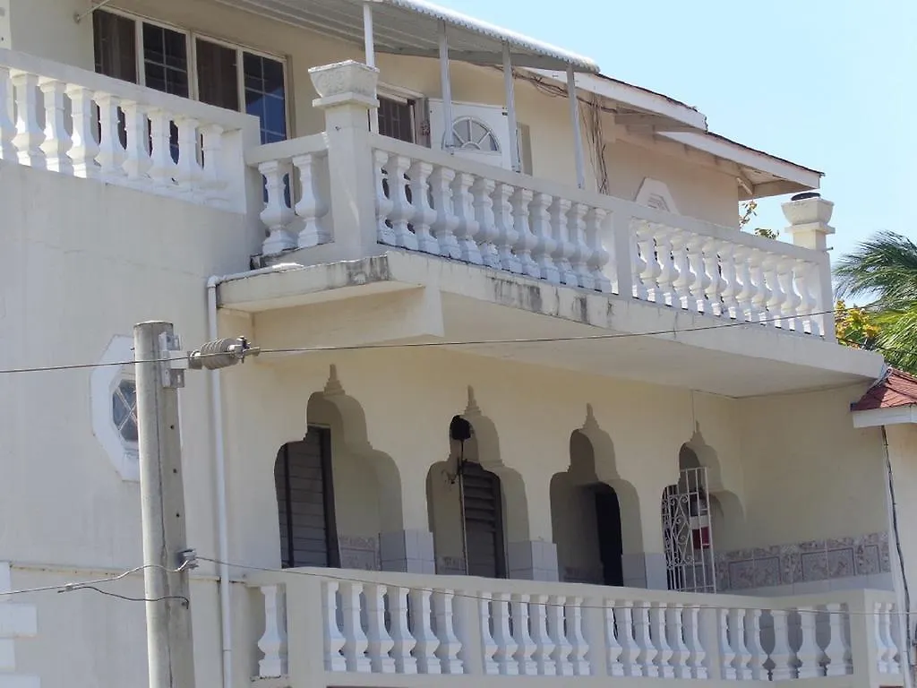Bethel Court Guesthouse Montego Bay Pensjonat